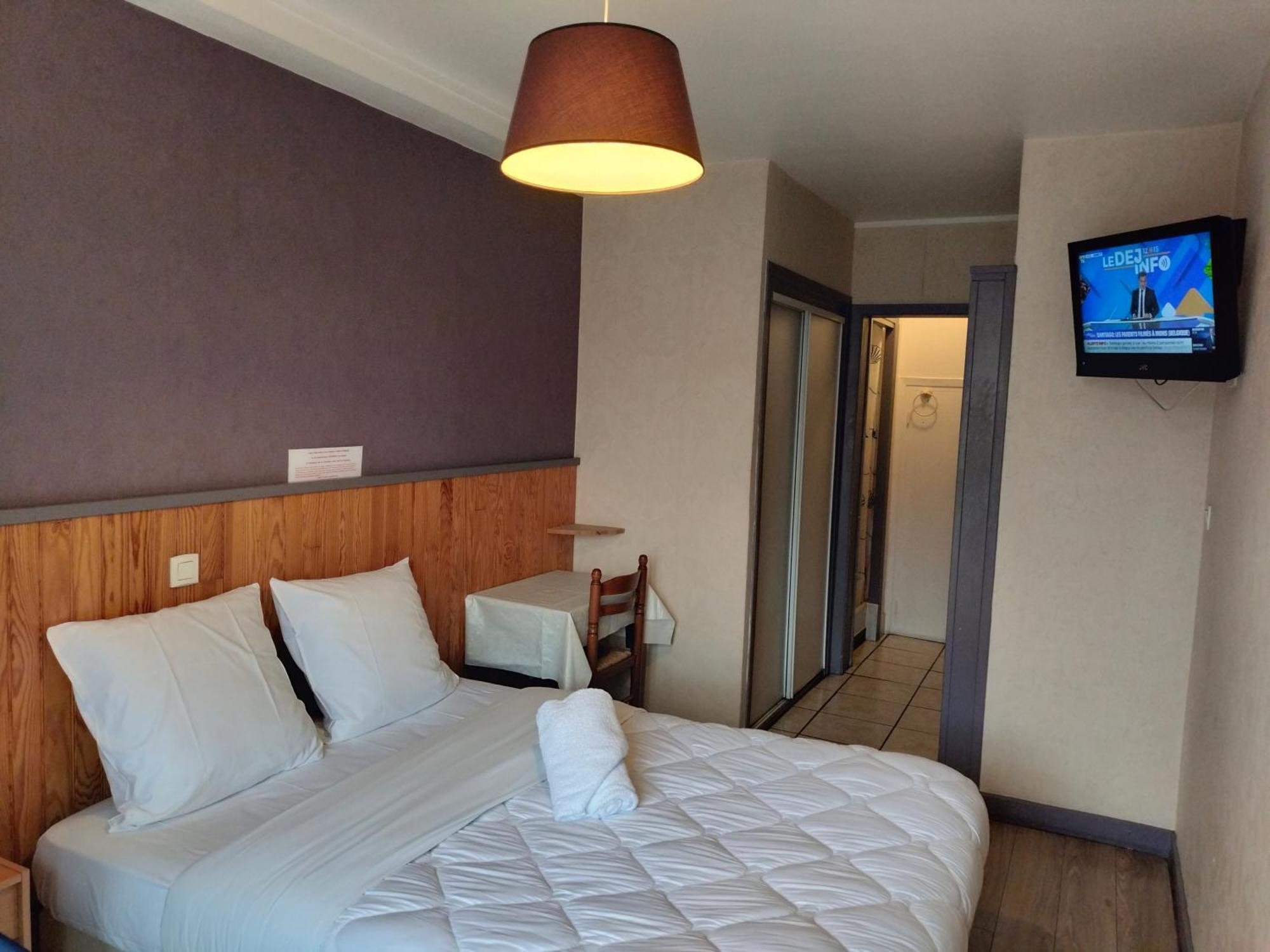 La Caravelle Hotel Riom Room photo